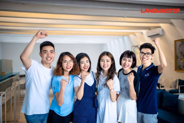 Học viên thận trọng để tránh “tiền mất, tật mang” -0