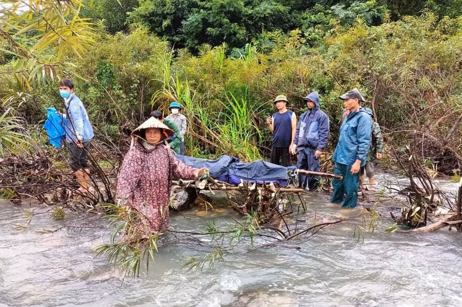 Mưa lũ làm 4 người chết và mất tích ở Quảng Bình -0