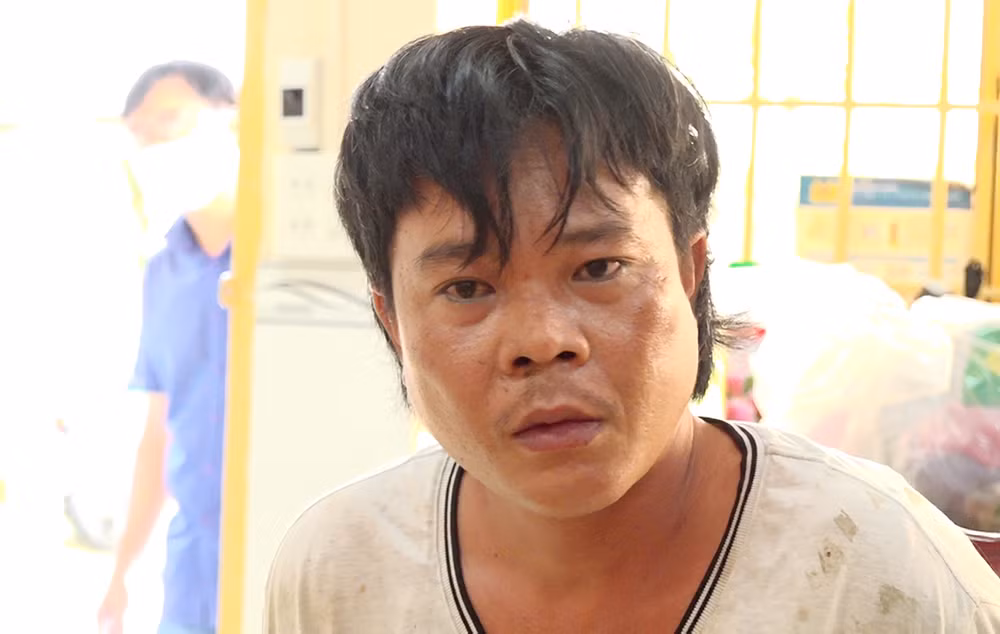Tạm giữ đối tượng dùng cây xôm gạo đâm 3 người thương vong -0