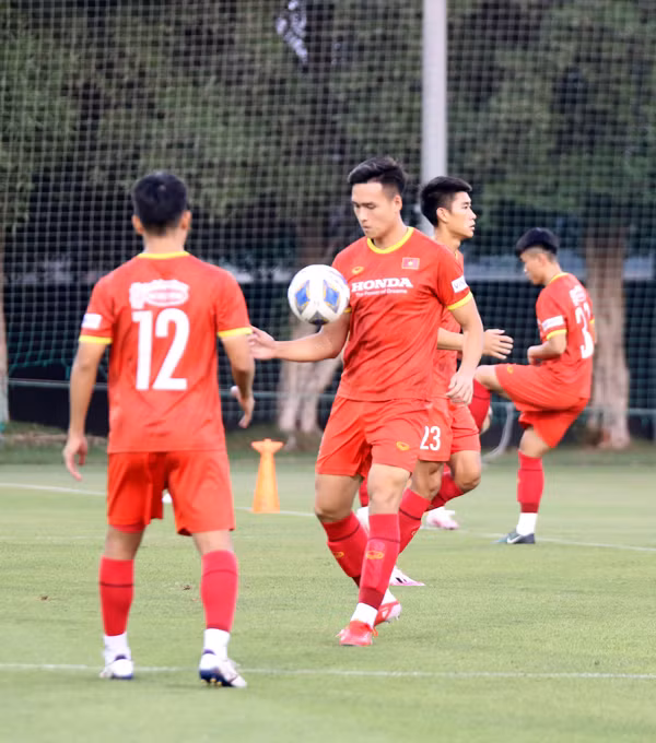 HLV Park Hang-seo tới Dubai để làm gì -0