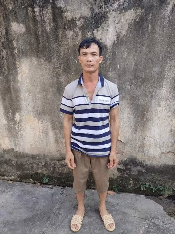 Mẫu thuẫn chia tài sản, chồng dùng hung khí “nói chuyện” với vợ -0