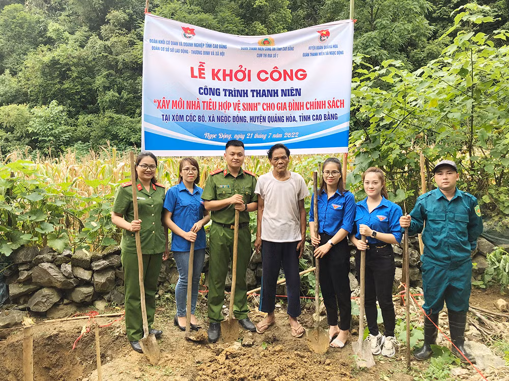 Tuổi trẻ Công an tỉnh Cao Bằng tổ chức nhiều hoạt động ý nghĩa nhân Ngày Thương binh - Liệt sĩ -0