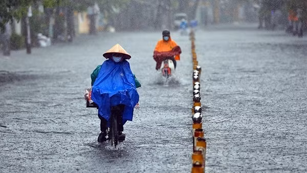 Bắc và Trung Bộ mưa to, Nam Bộ hửng nắng ảnh 2