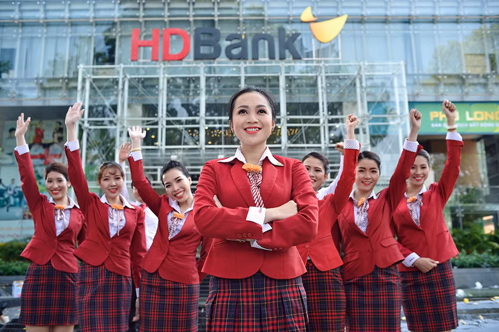 Tiếp tục “phủ sóng” trên cả nước, HDBank mở mới 18 điểm giao dịch và tuyển dụng 250 ứng viên -0