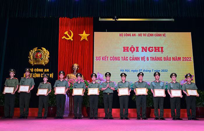 Bộ Tư lệnh Cảnh vệ tiếp tục phát huy những thành tích đã đạt được -1