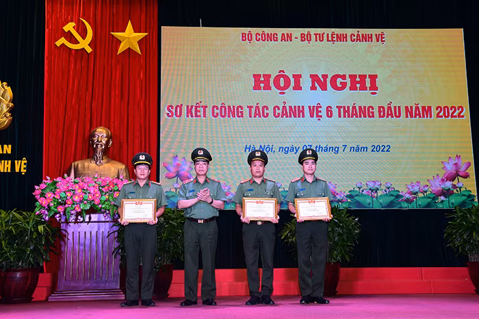 Bộ Tư lệnh Cảnh vệ tiếp tục phát huy những thành tích đã đạt được -0