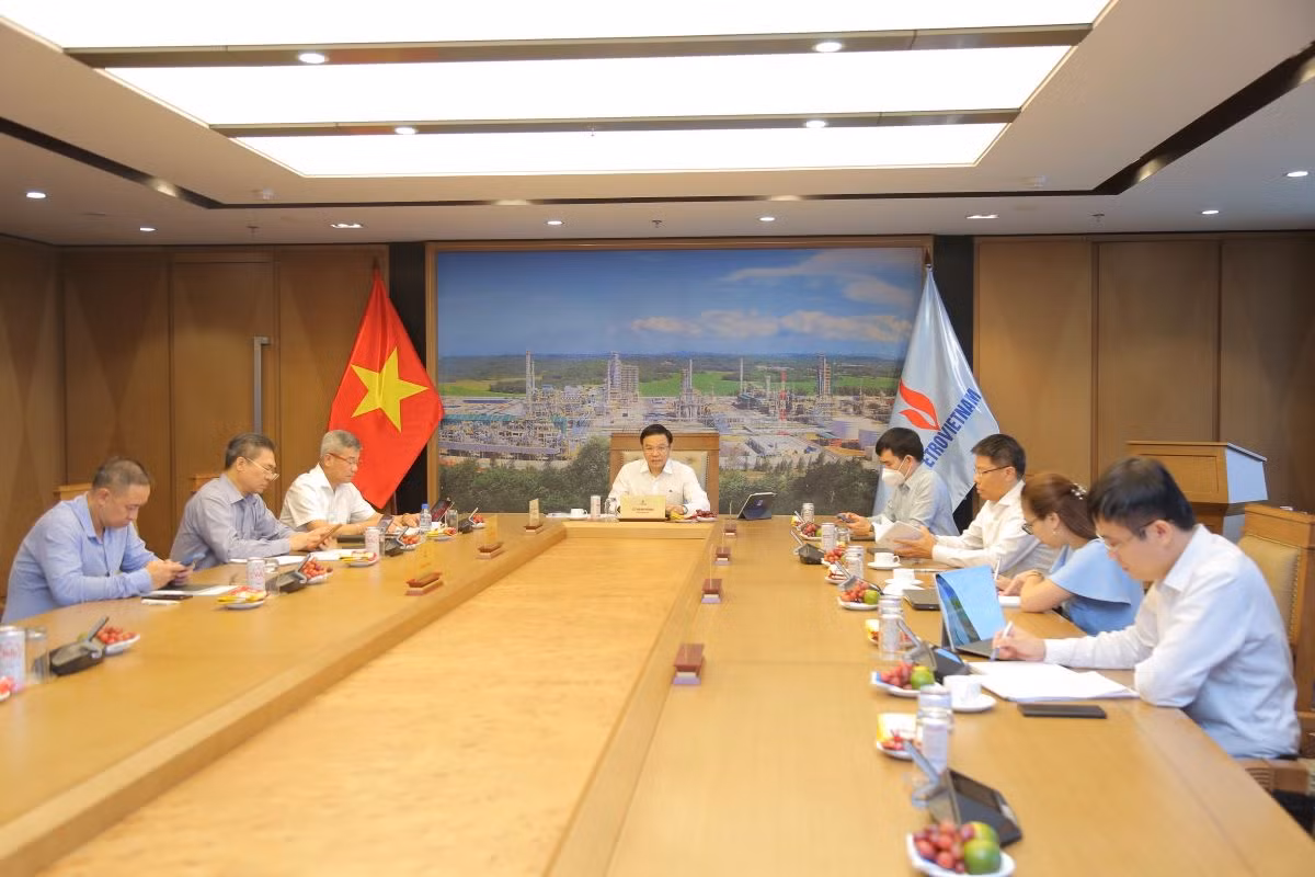 Petrovietnam duy trì sản lượng khai thác, nộp ngân sách hơn 66 nghìn tỷ đồng -0