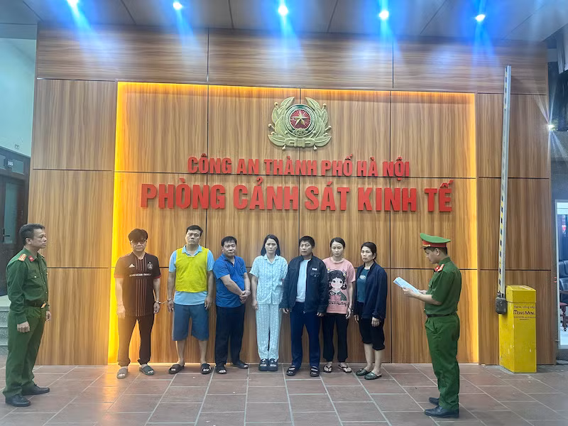 Bí mật trong cuốn sổ tay của các cán bộ kiểm dịch đưa gần 300 tấn thịt lợn nhiễm dịch tả châu Phi ra thị trường -0