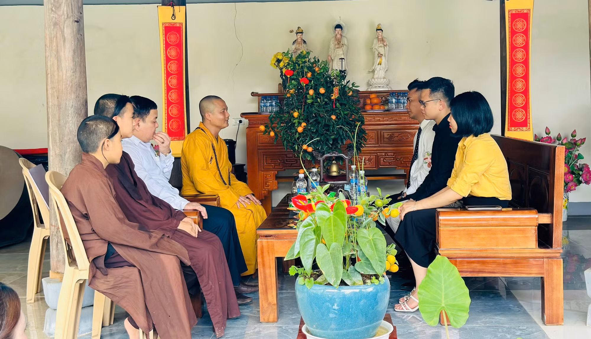 Hoàng Gia Phát đỡ đầu 4 trẻ mồ côi, lan tỏa chương trình “Mẹ đỡ đầu”&nbsp; -0