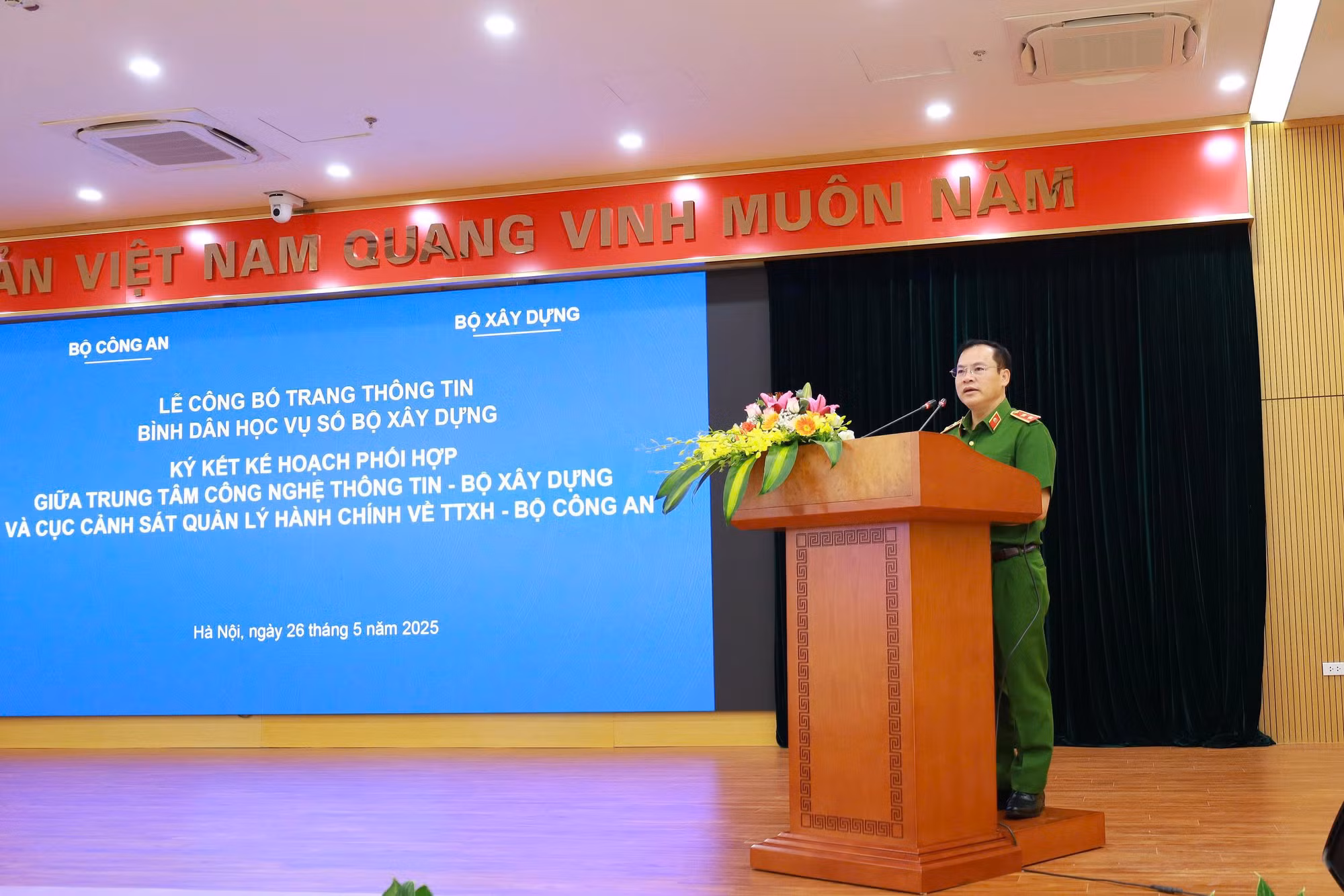 Bộ Công an và Bộ Xây dựng phối hợp đẩy mạnh chuyển đổi số -0