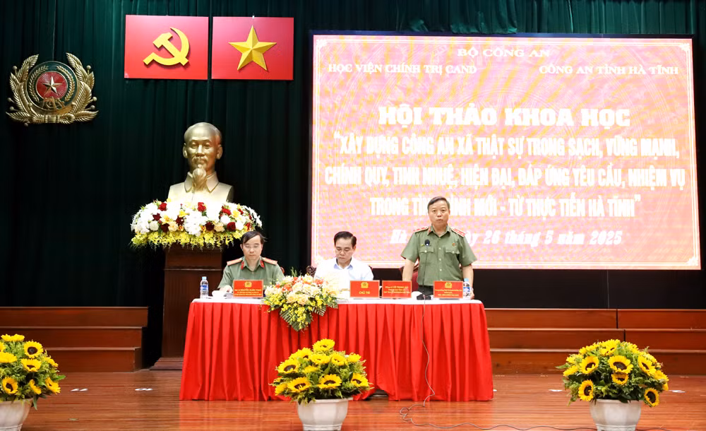 Hội thảo khoa học xây dựng Công an xã đáp ứng yêu cầu, nhiệm vụ trong tình hình mới - Từ thực tiễn Hà Tĩnh -0
