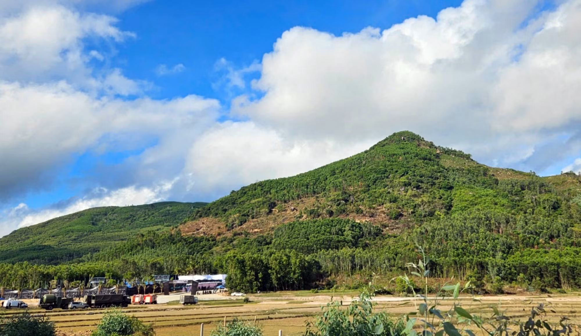 Nguyên Chủ tịch nước Trần Đức Lương được an táng tại quê nhà -0