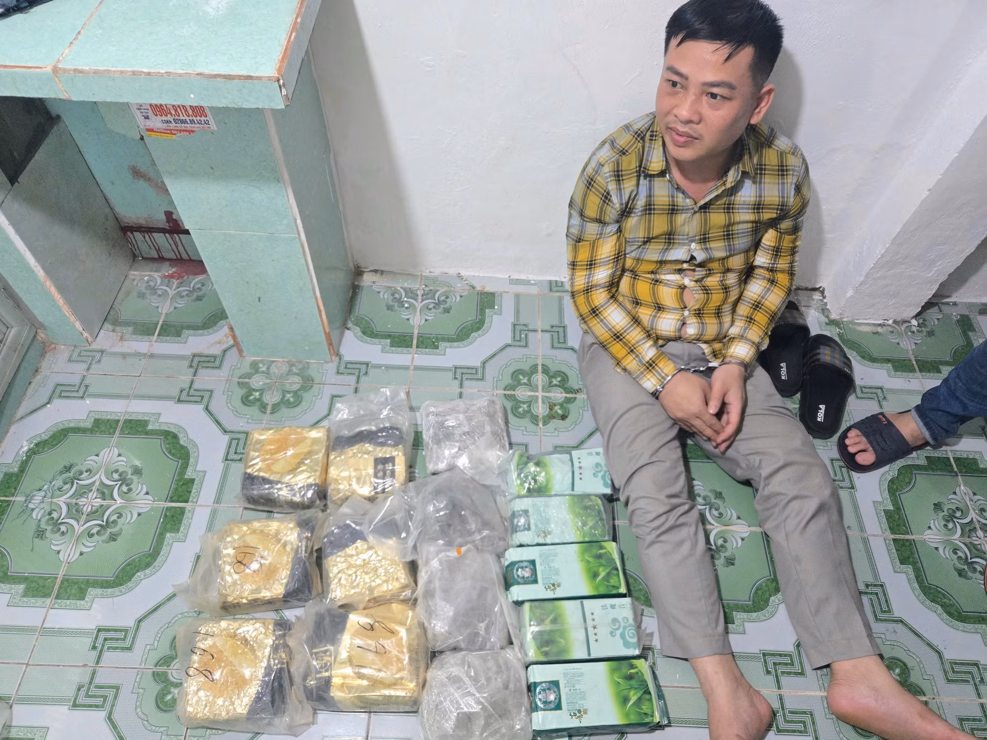 Triệt phá đường dây ma túy cực lớn từ Lào về Việt Nam, thu giữ 105kg ma túy -0