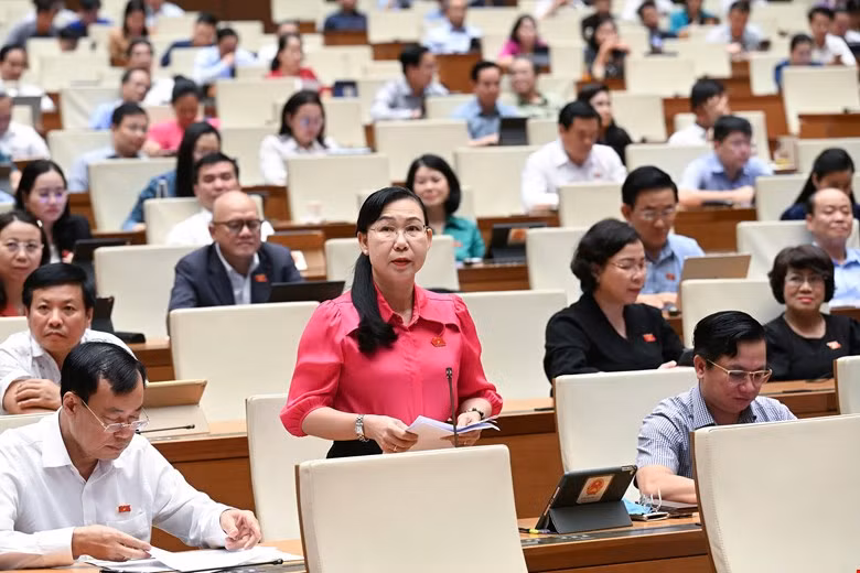Đề nghị rà soát, quy định rõ về người Việt Nam không xác định được quốc tịch -0