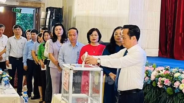 Ngành Giáo dục Hà Nội phát động ủng hộ nạn nhân vụ cháy chung cư mini