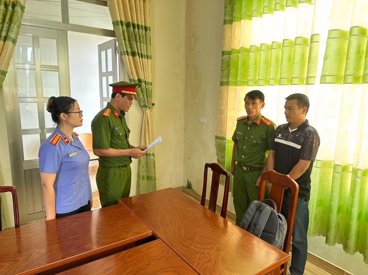 Bắt nhóm đối tượng mua bán trái phép hơn 200 tỷ tiền hóa đơn giá trị gia tăng -0