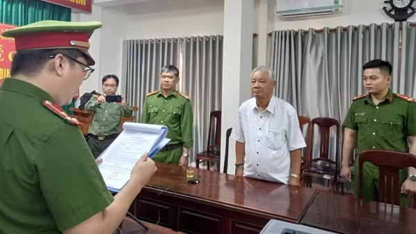 Khởi tố cựu Chủ tịch UBND tỉnh Phú Yên