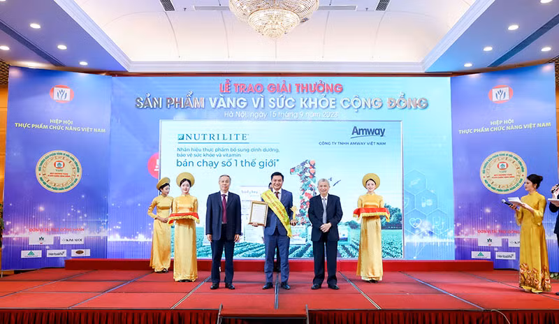 Amway Việt Nam lần thứ 11 vinh dự nhận giải thưởng sản phẩm vàng vì sức khoẻ cộng đồng -0