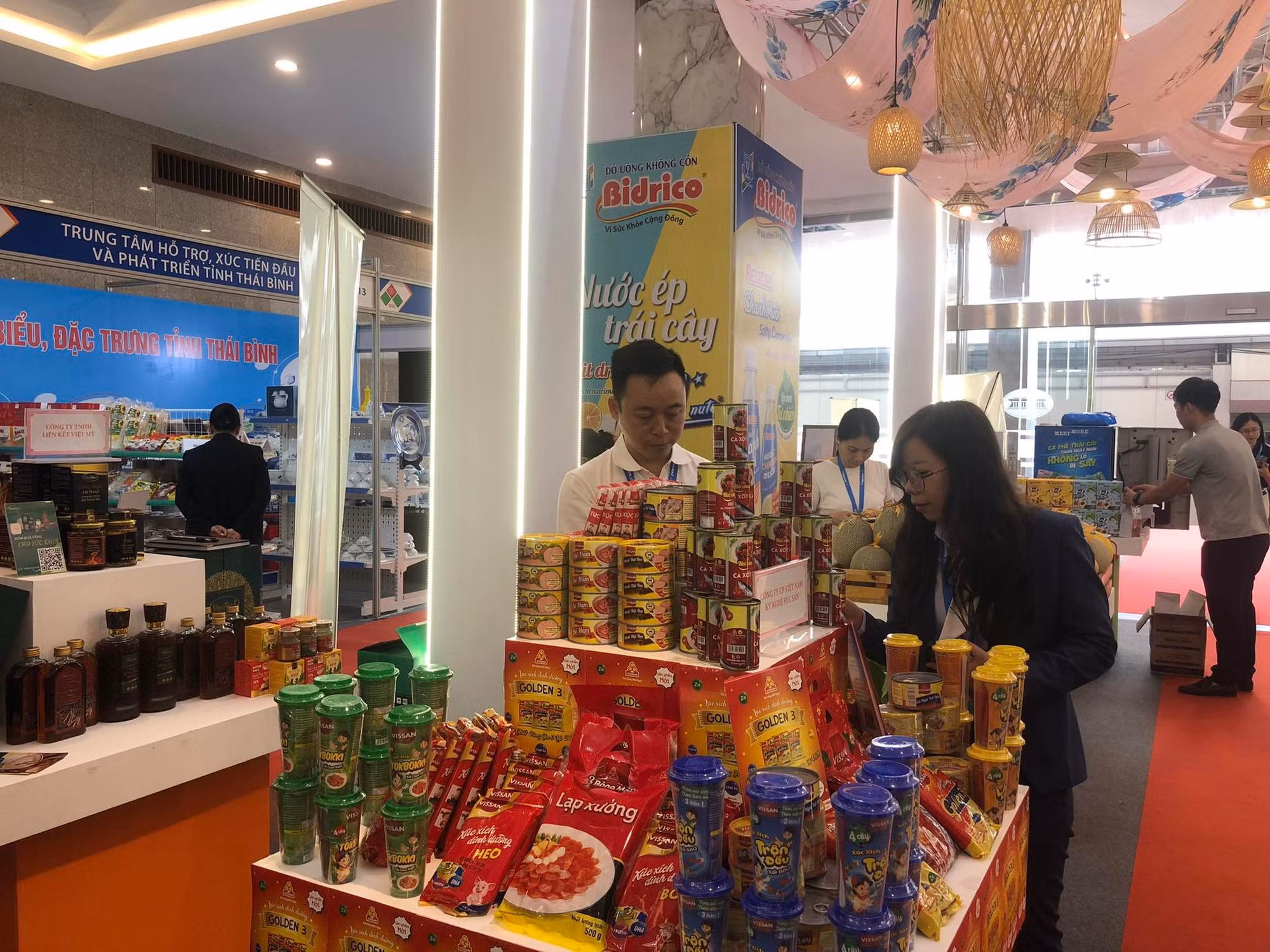 Việt Nam là đối tác thương mại lớn nhất trong ASEAN của Trung Quốc -0