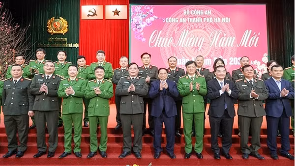 Lan tỏa hình ảnh đẹp của cán bộ, chiến sĩ Công an ảnh 2