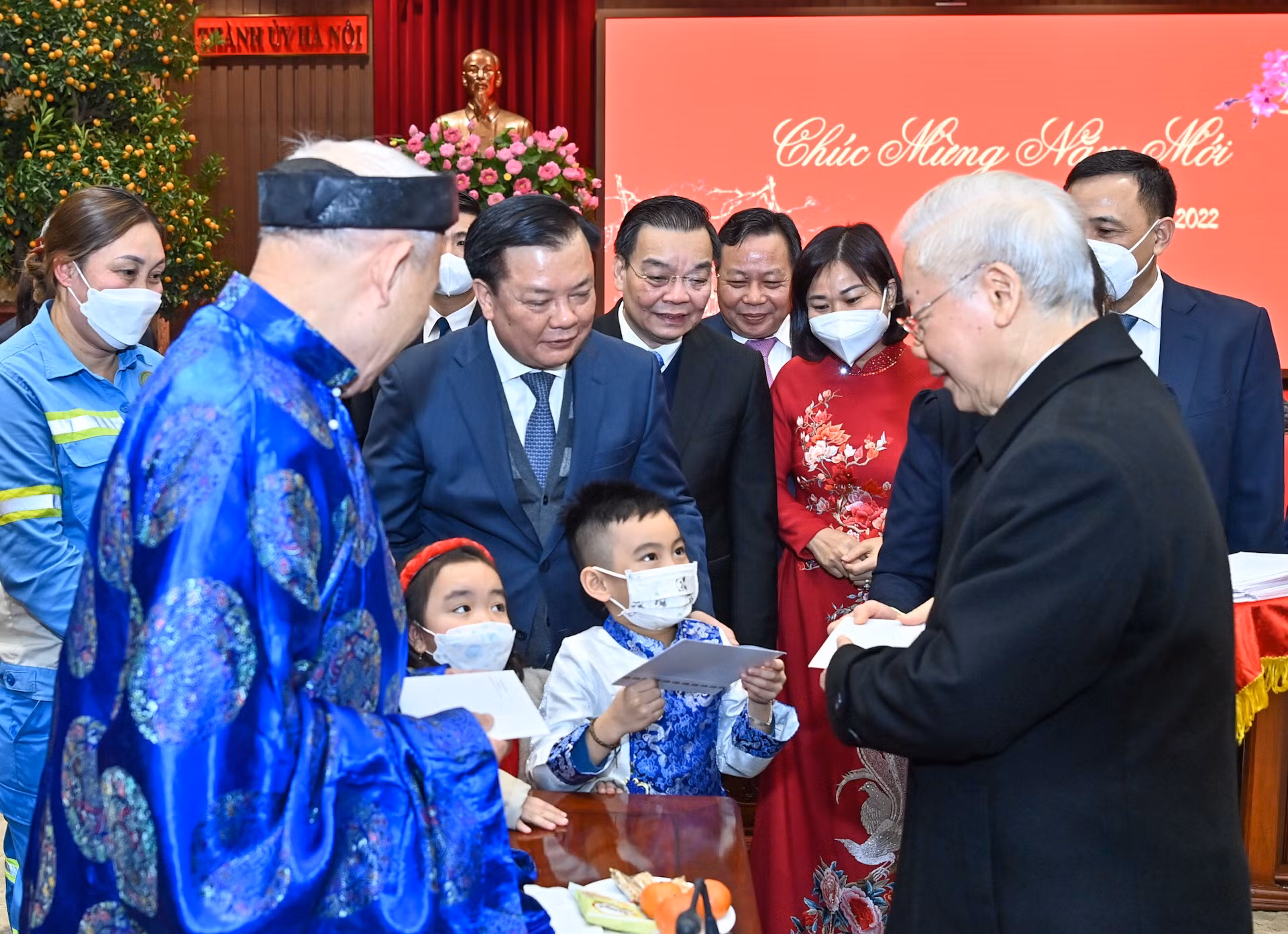 Tổng Bí thư chúc Tết Đảng bộ, chính quyền và nhân dân Hà Nội -0