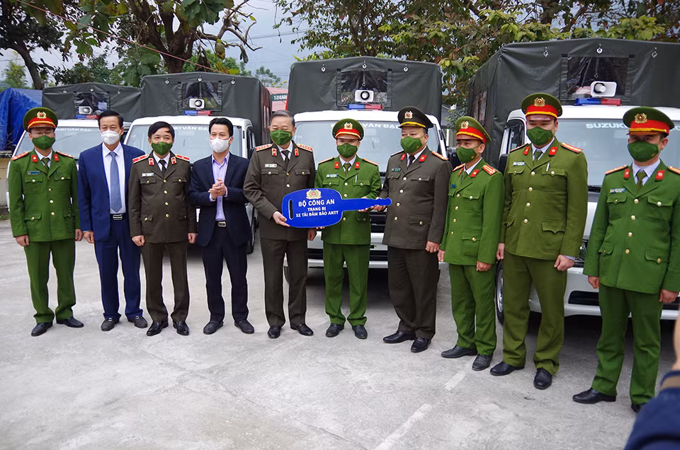 trao xe ha giang.jpg -0