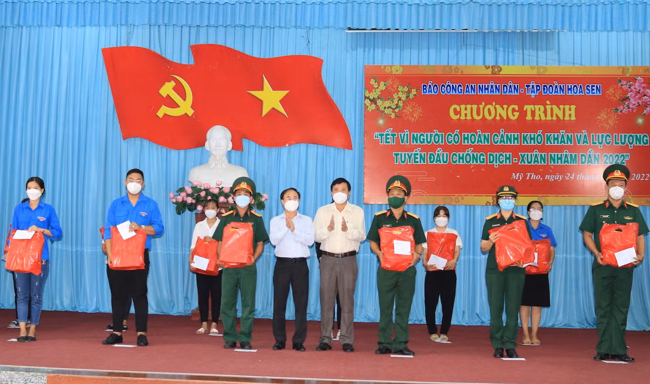 Góp chút tình Xuân gửi đến người dân Tiền Giang -0