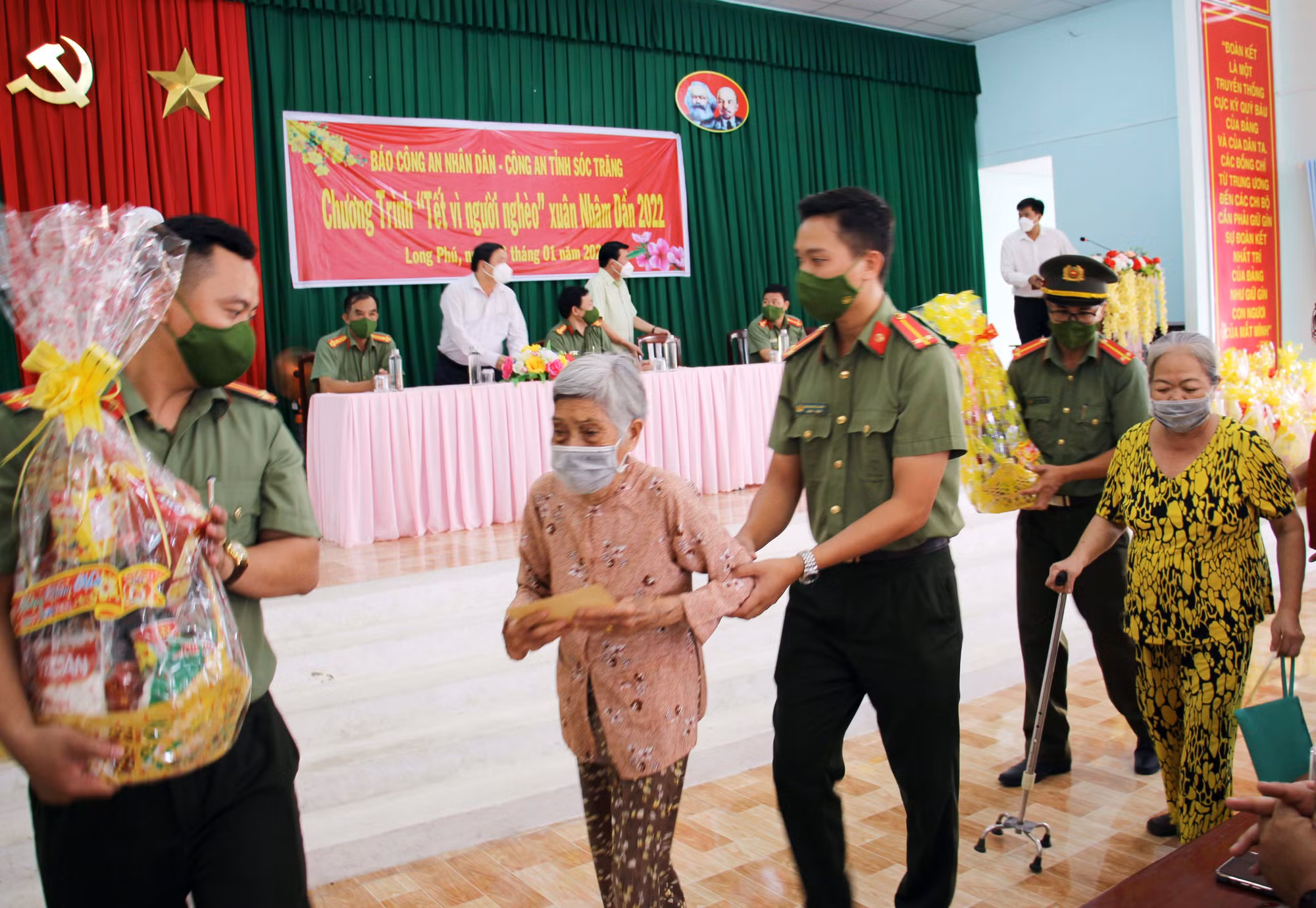 Thêm sắc xuân trên quê hương Hậu Giang và Sóc Trăng -0