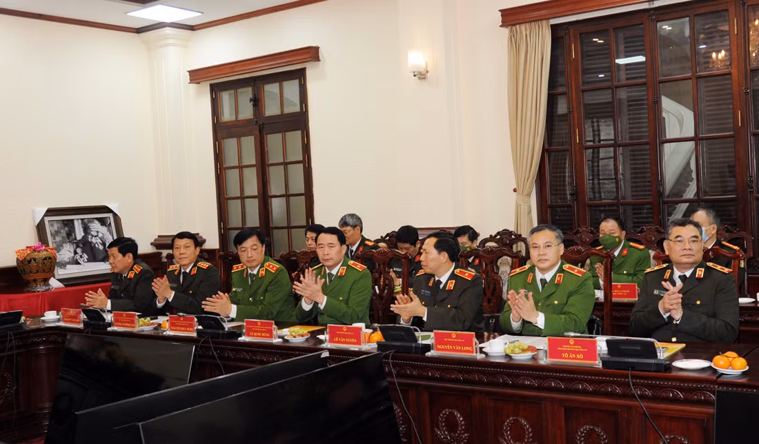Bộ Công an và Bộ Tư pháp phối hợp công tác khá nhuần nhuyễn và hiệu quả -0