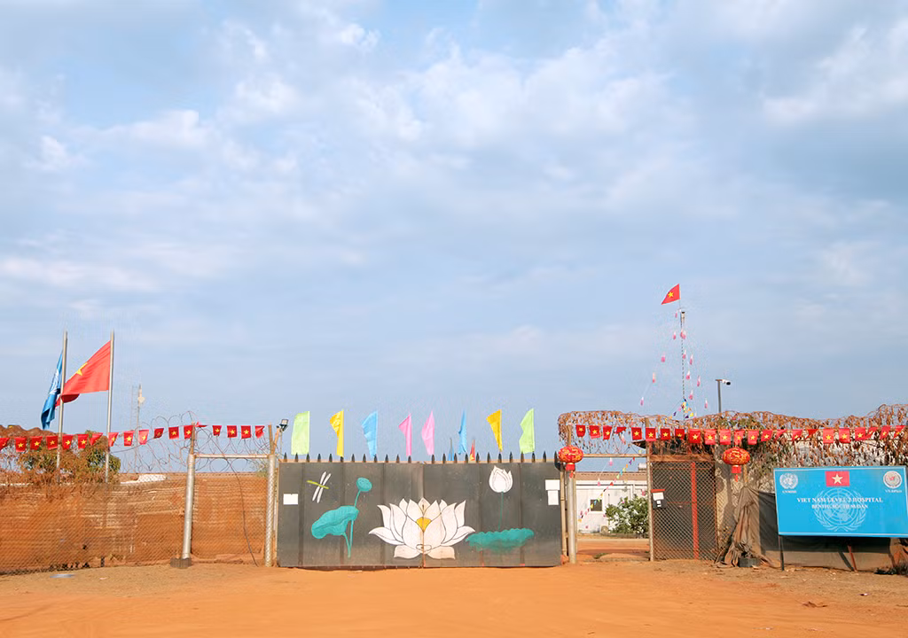 Cây Nêu ngày Tết – nét văn hóa truyền thống Việt Nam tại Phái bộ GGHB LHQ tại Nam Sudan&nbsp; -0