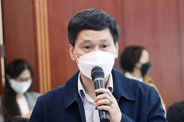 ha-noi-noi-ve-thoi-diem-mo-lai-quan-karaoke-vu-truong-rap-chieu-phim.jpeg -0