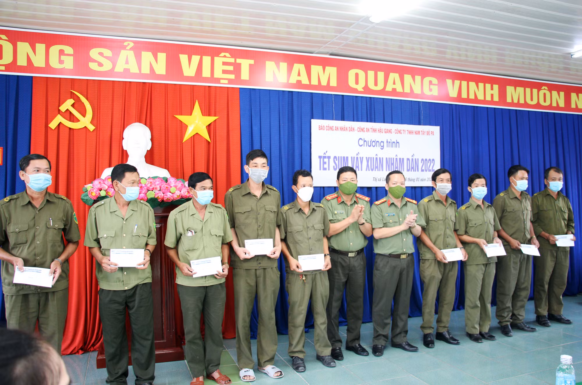Thêm sắc xuân trên quê hương Hậu Giang và Sóc Trăng -1