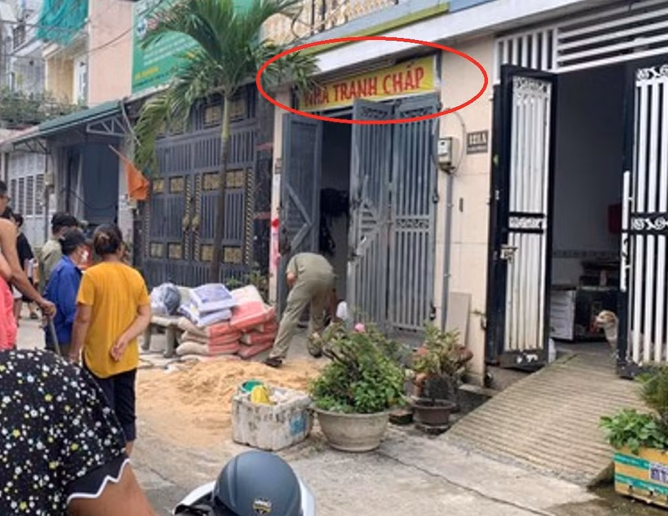Cháy căn nhà đang tranh chấp, 2 chị em thương vong -0
