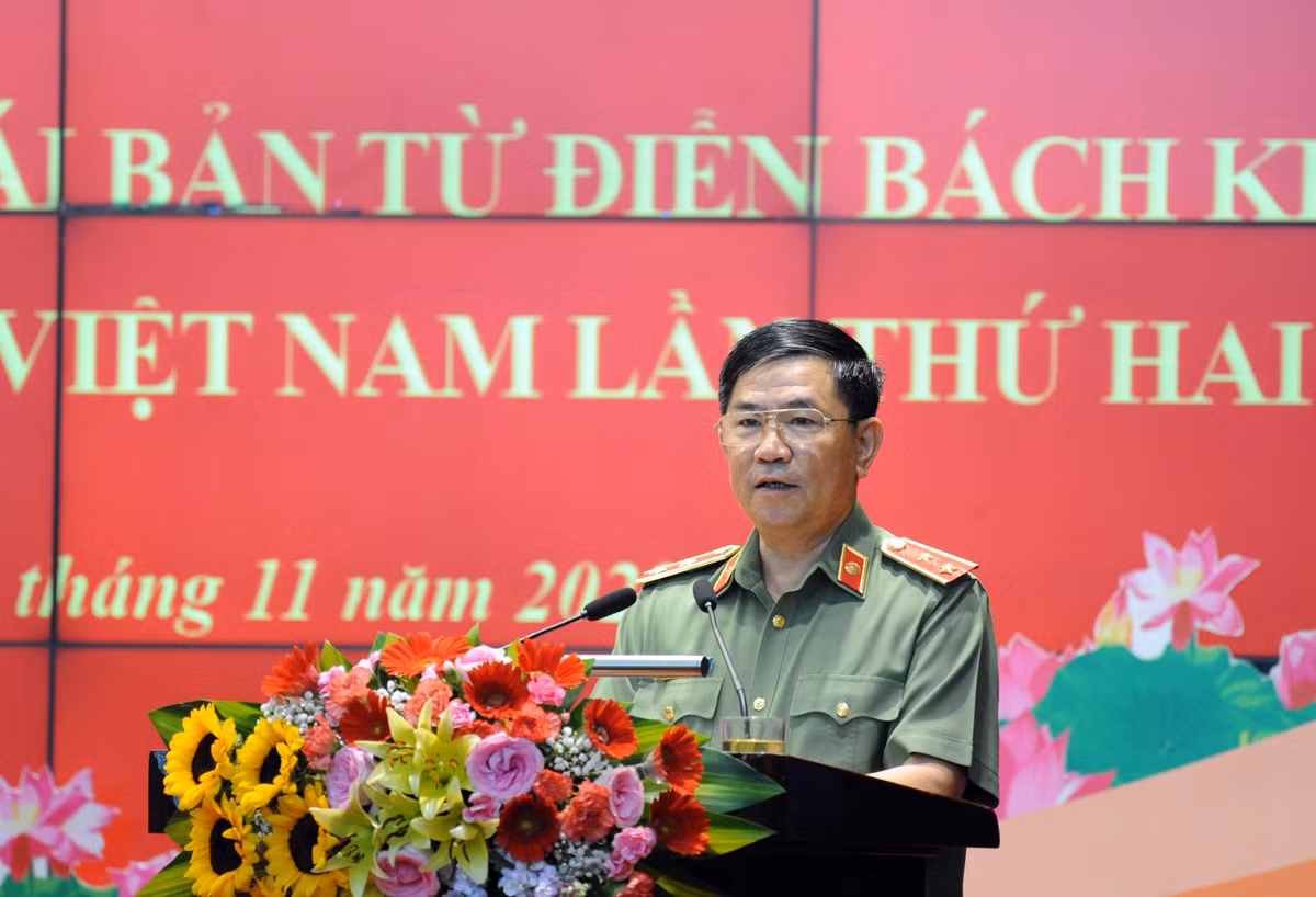 Tái bản từ điển bách khoa CAND Việt Nam lần thứ hai -0