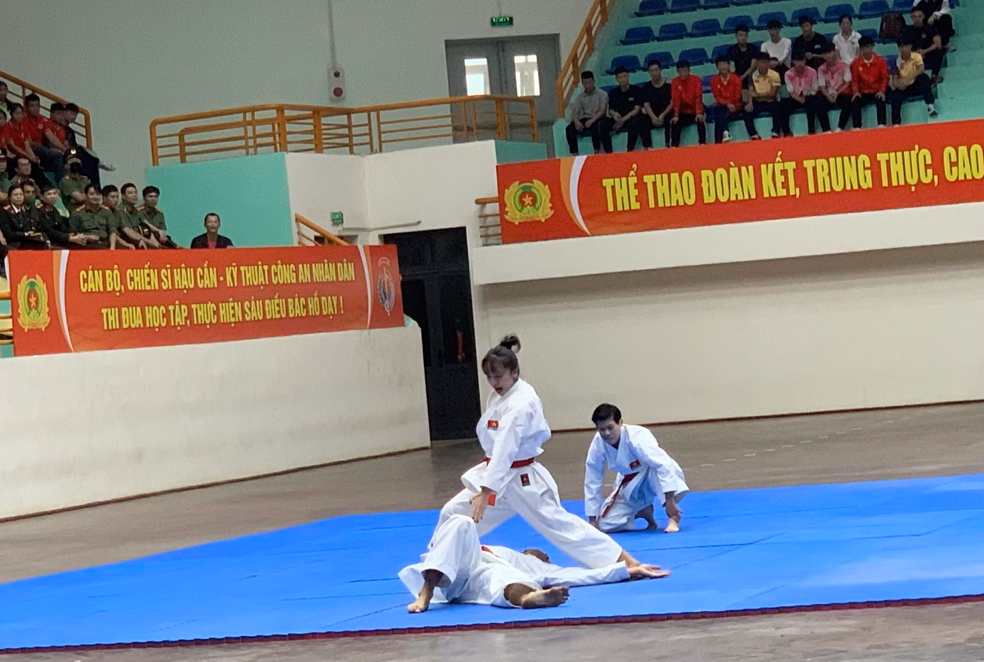 Khai mạc Hội thao kỷ niệm 75 năm Ngày truyền thống lực lượng Hậu cần - Kỹ&nbsp;thuật CAND -0