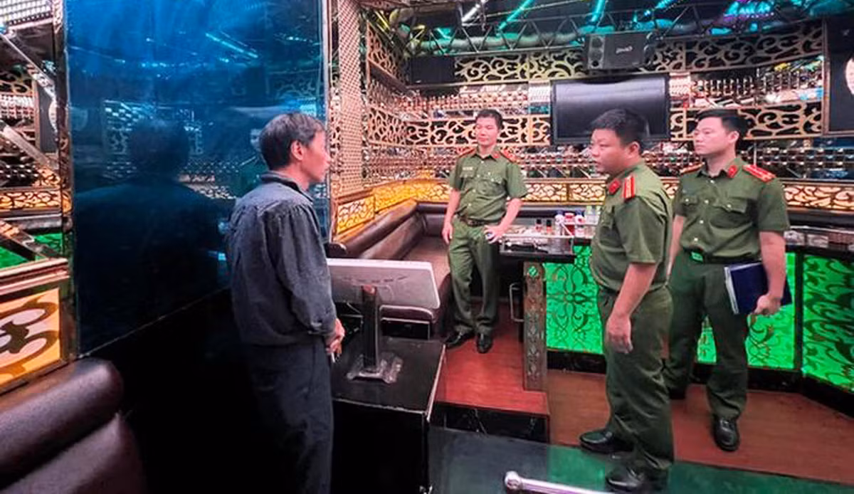 Hơn 300 cơ sở karaoke tại Hà Nội bị đình chỉ, tạm đình chỉ -0