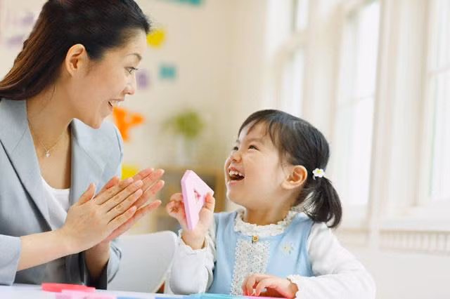 cần bồi đắp sự tự tin cho con trẻ bắt đầu từ cảm xúc-nguồn ảnh trithuc.vn.jpg -0