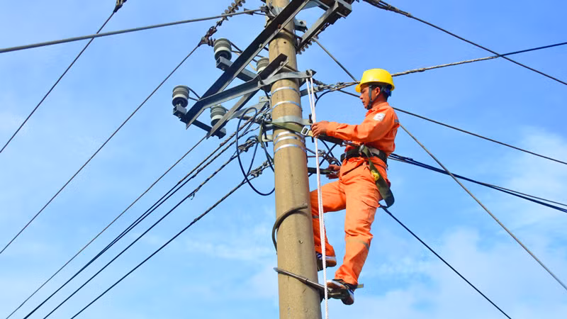 Sản lượng điện sản xuất toàn hệ thống đạt 21,9 tỷ kWh -0