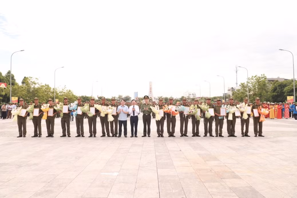 Xây dựng lực lượng bảo vệ ANTT ở cơ sở đáp ứng yêu cầu nhiệm vụ trong tình hình mới -0