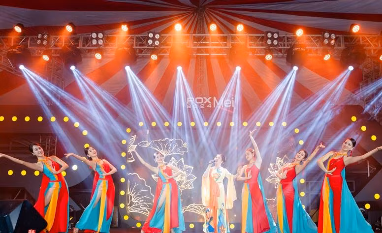 AREA đánh giá cao những nỗ lực đầu tư vào con người tại ROX Group -0