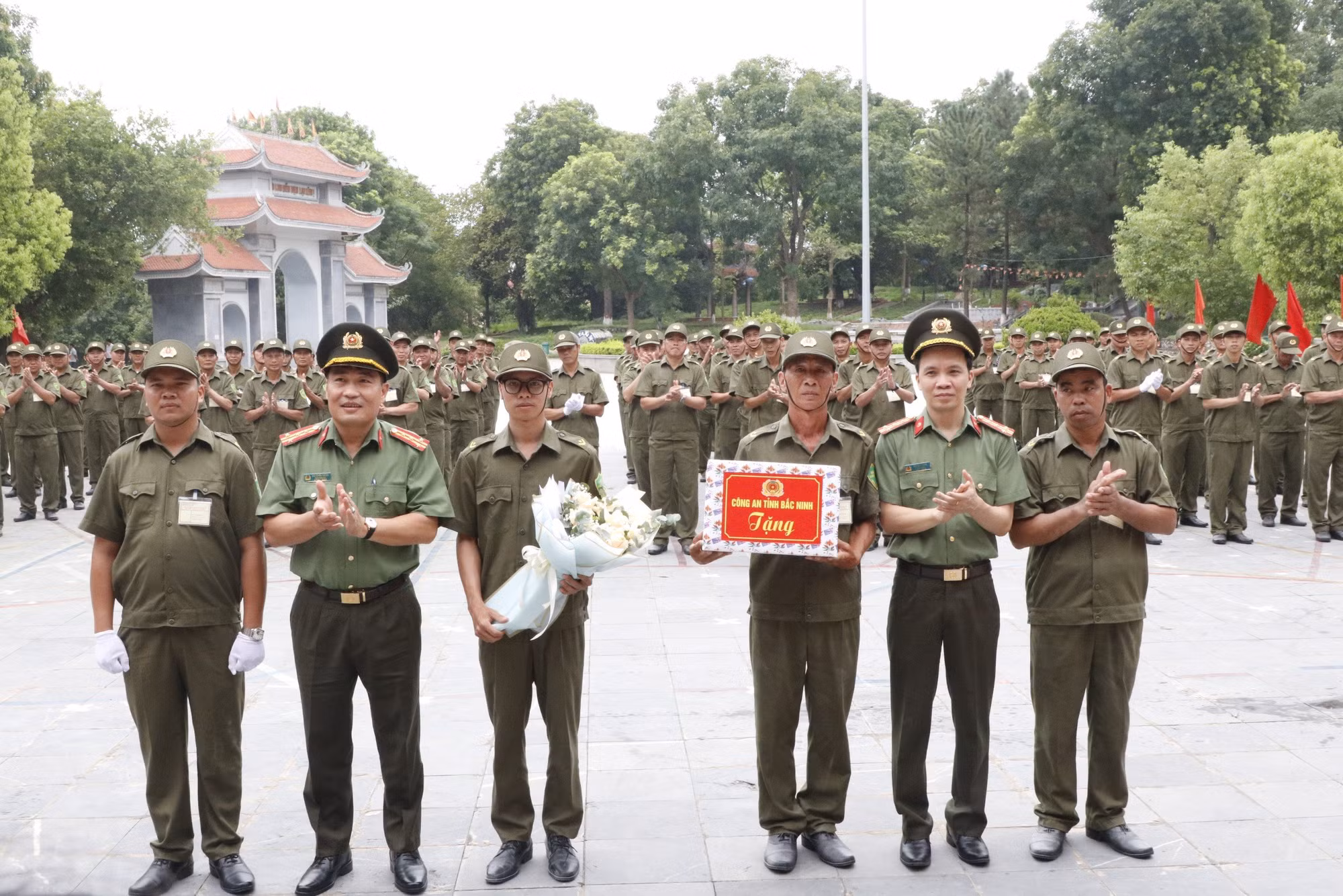 Xây dựng lực lượng bảo vệ ANTT ở cơ sở đáp ứng yêu cầu nhiệm vụ trong tình hình mới -0