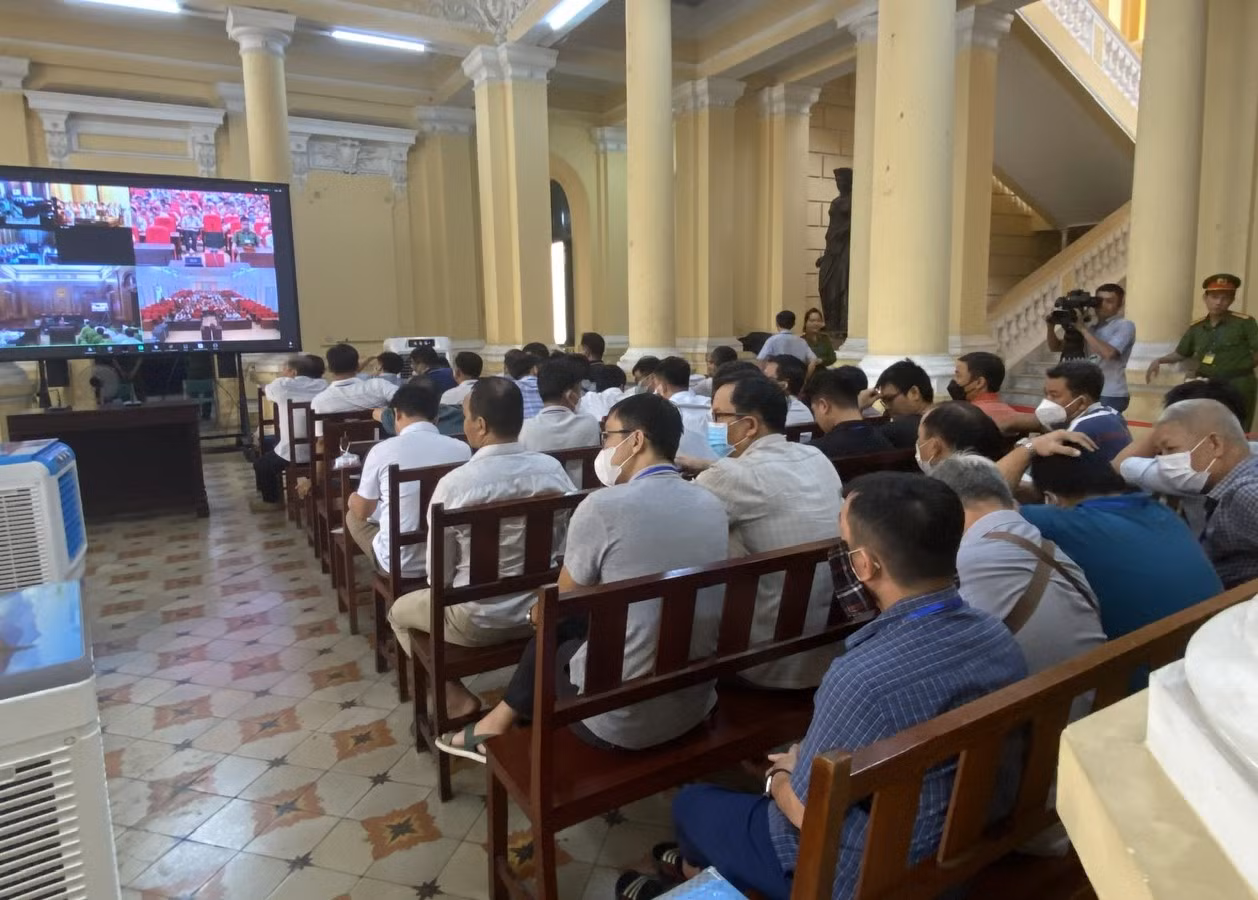 Người quyết liệt chống tiêu cực nhưng lại là… “trùm” nhận hối lộ&nbsp; -0