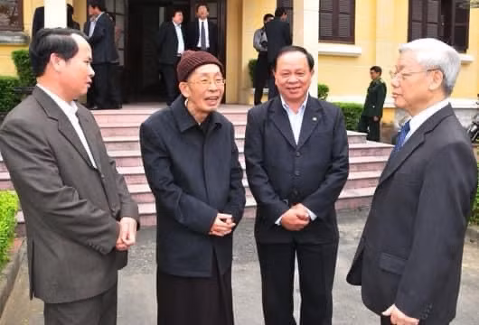 Tổng Bí thư Nguyễn Phú Trọng từng ước nguyện cho đất nước Việt Nam, nhân dân ấm no hạnh phúc, mãi mãi thanh bình… trong chuyến sang thăm Ấn Độ -0