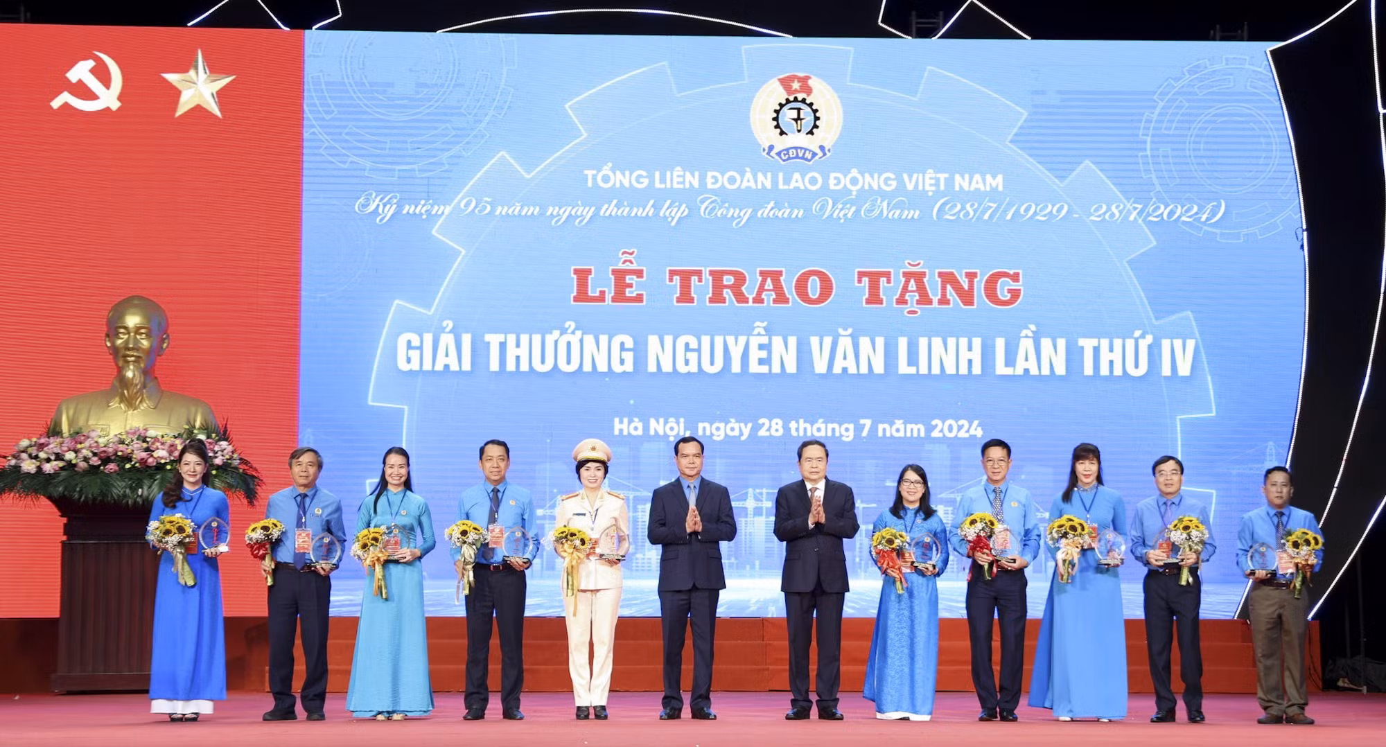 Công đoàn Việt Nam không ngừng lớn mạnh, trưởng thành, đồng hành cùng dân tộc -0