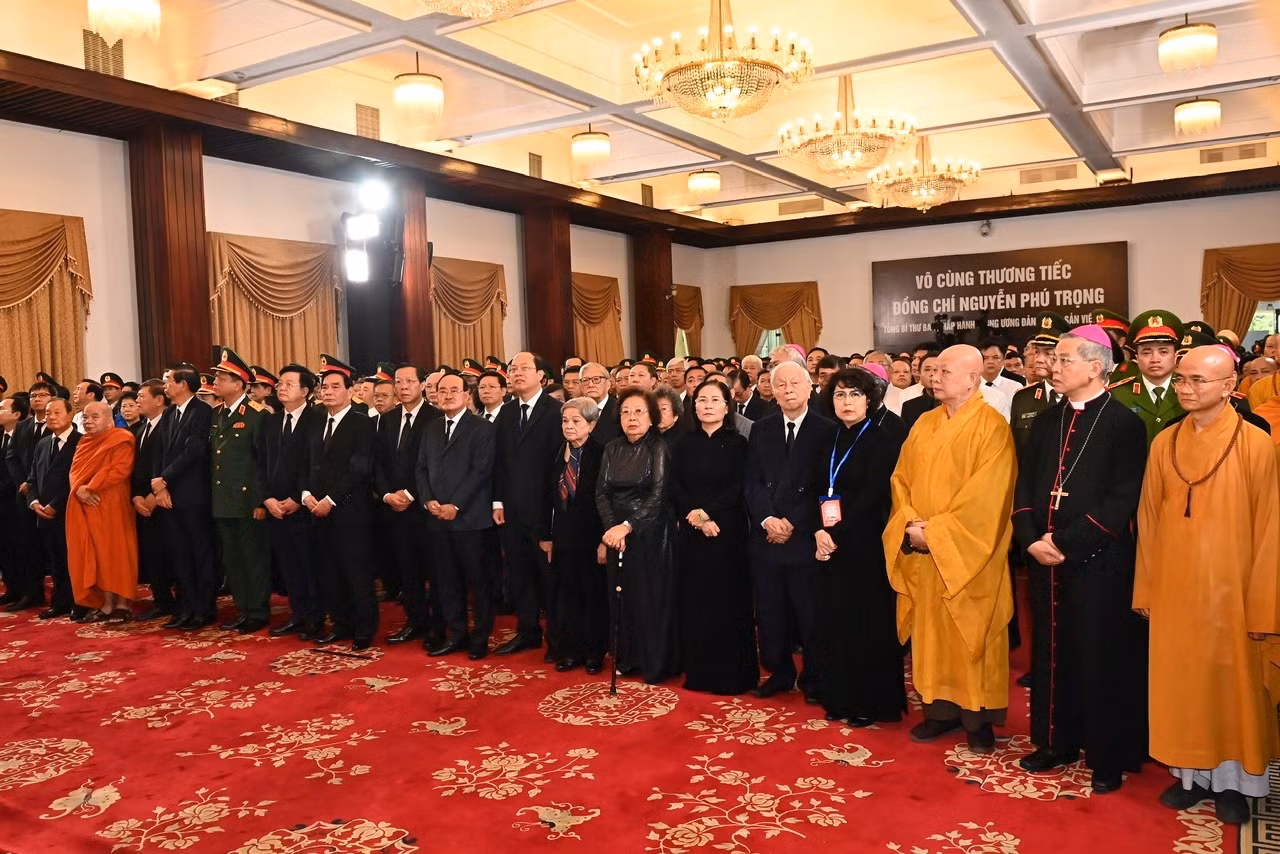Gần 60 ngàn lượt người viếng Tổng Bí Thư Nguyễn Phú Trọng tại TP Hồ Chí Minh -0