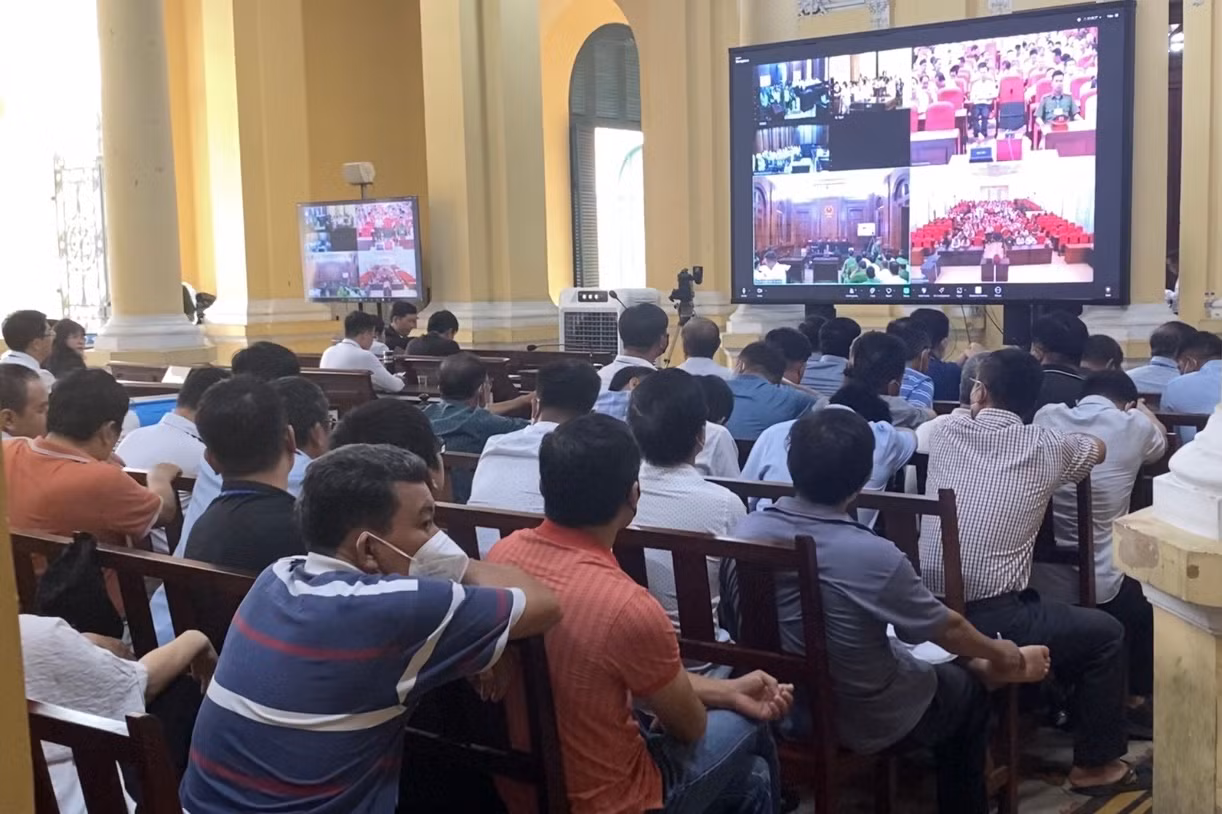 Thuộc cấp làm như thế nào để có tiền “cống nạp” lên trên -0