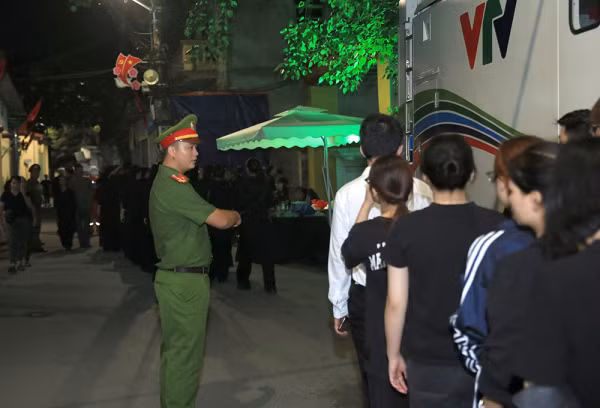 Dòng người yên lặng, thành kính vào viếng Tổng Bí thư Nguyễn Phú Trọng -2