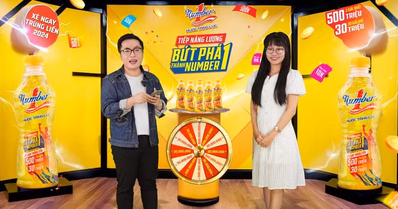 Thử vận may với “Xé ngay trúng liền 2024 – Number 1”, người phụ nữ bất ngờ nhận giải Nhất 500 triệu đồng -0