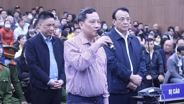 Chủ tịch Tập đoàn Tân Hoàng Minh đồng ý trả cả tiền gốc và lãi mua cổ phiếu cho bị hại