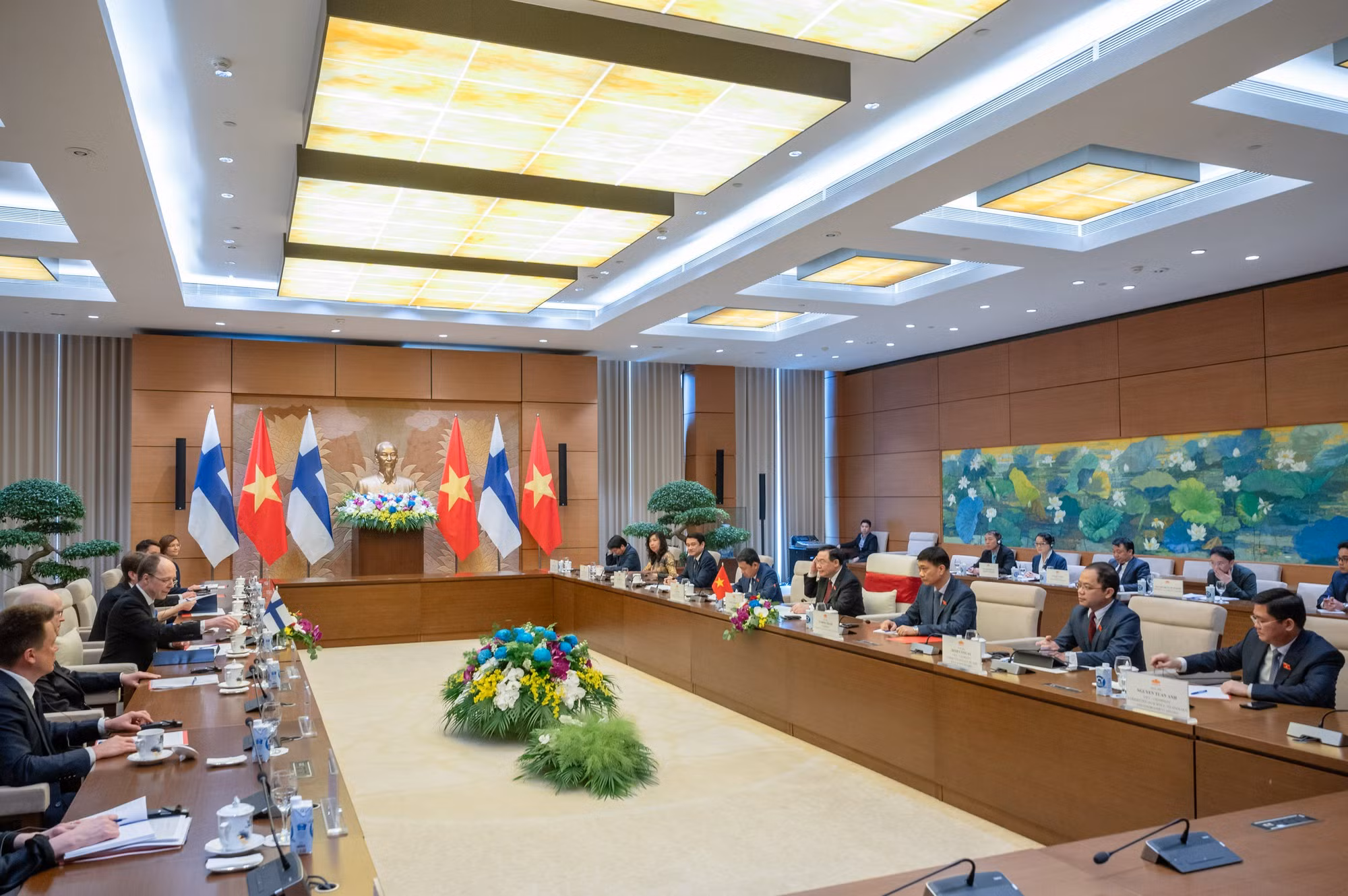 Chủ tịch Quốc hội Vương Đình Huệ đón, hội đàm với Chủ tịch Quốc hội Phần Lan Jussi Halla-aho -0